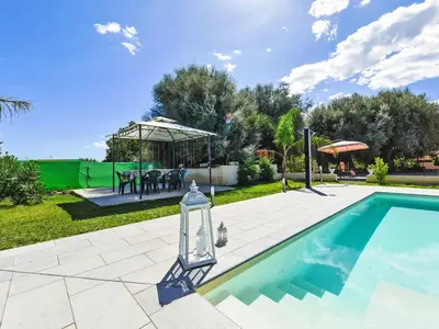 Piscina di Villa Giugiò by Interhome o nelle vicinanze