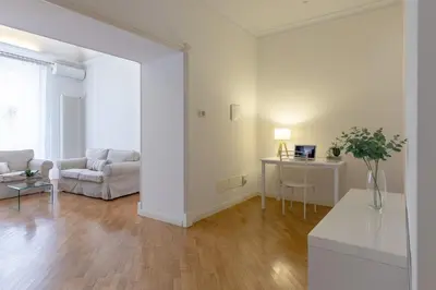 Area soggiorno di VE Apartment by My Temporary Home