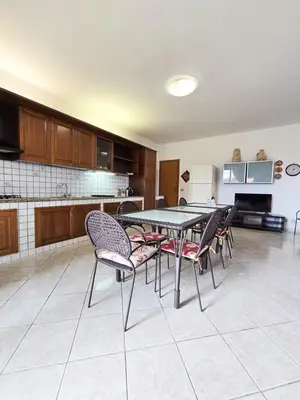 Cucina o angolo cottura di Villa Clelia 400 meters from the beach