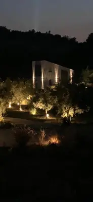 Paesaggio naturale nelle vicinanze della villa
