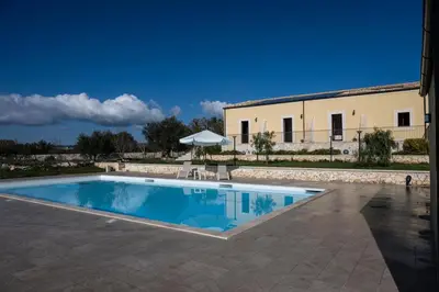 Piscina di La Goccia D'oro o nelle vicinanze