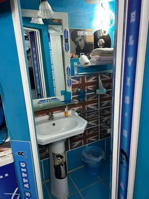 Bagno di ELVIS Attic Airport & City