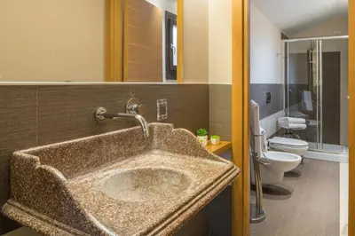 Bagno di Hotel Vittorio Veneto