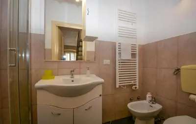 Bagno di Pet Friendly Home In Modica With Wifi