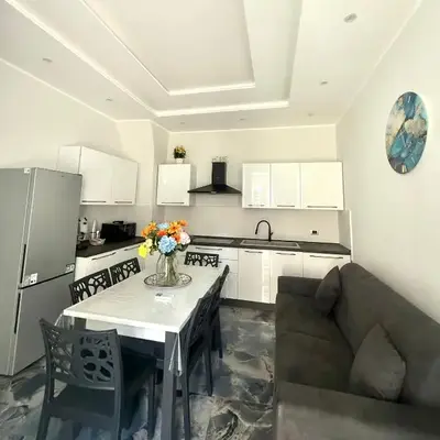 Naomi Luxury Home 2