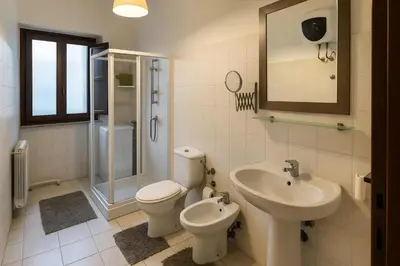 Bagno di Appartamento in Siracusa Centro- Dimora Eucleide