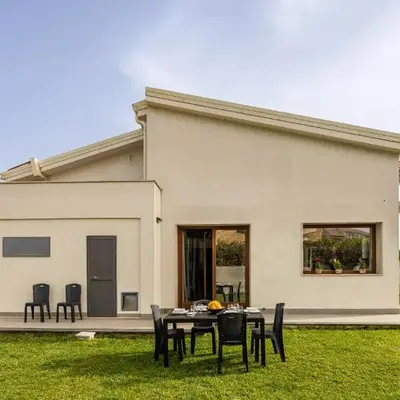 Villa Solea - Family Friendly Beach Villa Near the Sea