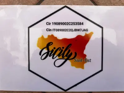 Certificato, attestato, insegna o altro documento esposto da Sicily Sud-Est
