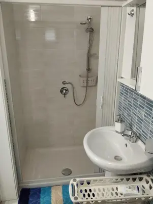 Bagno di Casa Orchidea - Comfort minimal nel cuore di Palazzolo Acreide