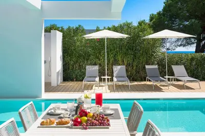 Piscina di Gadir o nelle vicinanze