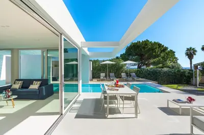 Piscina di Gadir o nelle vicinanze