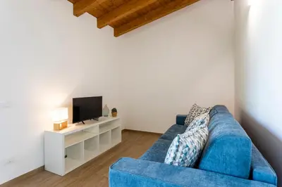 TV o dispositivi per l'intrattenimento presso ISULATRAVEL- Panoramic Relax Lodges