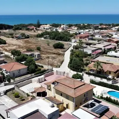 Villa con piscina in Santa Maria del Focallo
