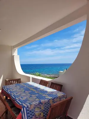 Vista generica sul mare o vista sul mare dall'interno della casa vacanze