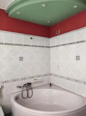 Bagno di Yellow House