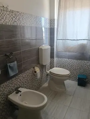 Bagno di casa vacanza luminosa fava
