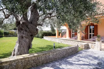 Giardino di Radici Sicilian Holiday Home - C An Oasis of Relaxation in the Heart of Sicily