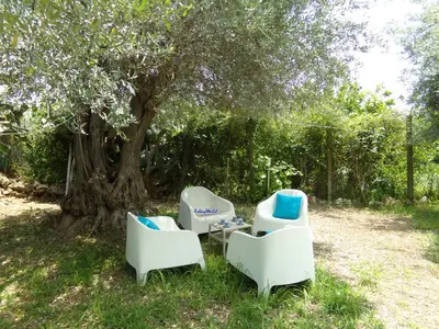 Giardino di Villa Biancolilla by Holiday World
