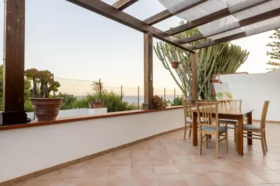 Balcone o terrazza di Villa Izabela con vista sul mare