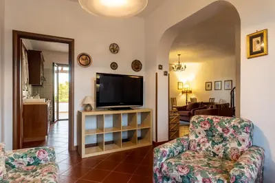 TV o dispositivi per l'intrattenimento presso Villa Izabela con vista sul mare