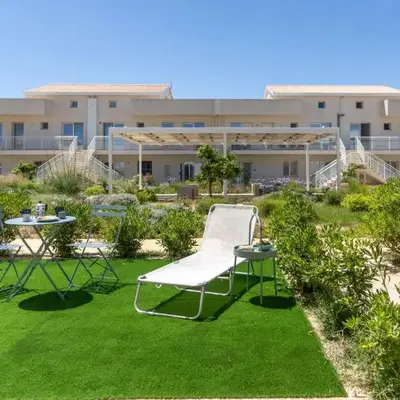 GuestHost - Borgo 84 Marzamemi - Mandarino di Tito