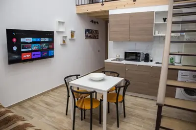 Cucina o angolo cottura di 3 Rooms Catania - Madeira bright loft cozy quiet independent