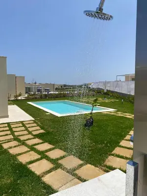 Piscina di CoMFORT HOME o nelle vicinanze