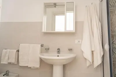 Bagno di Sunrise Home