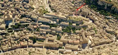 Vista generica su Modica o vista sulla città dall'interno del bed & breakfast