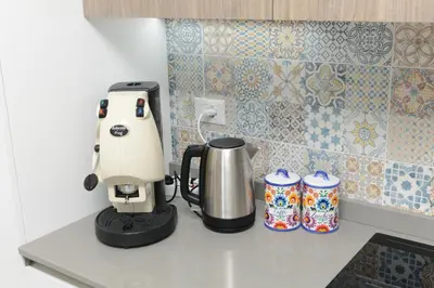 Set per la preparazione di tè e caffè presso Marzamemi casa di charme con vista mare e piscina