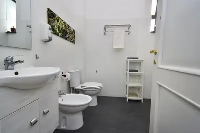 Bagno di Dimora Lavica