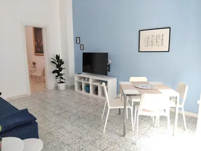 TV o dispositivi per l'intrattenimento presso sarik