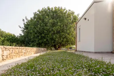 Giardino di Villa Calicanto con jacuzzi riscaldata