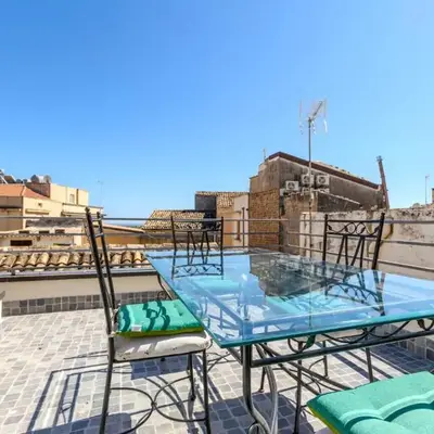 Casa Vico Ferruccio 24