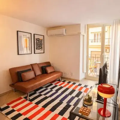 Stylish Loft w Balcony-near Duomo and Fish market