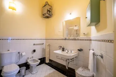 Bagno di Charming Rooftop Flat in City Center