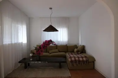 Area soggiorno di A country house by the beach - Casa speranza