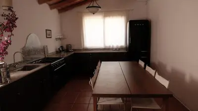 Cucina o angolo cottura di A country house by the beach - Casa speranza