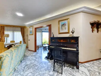 Area soggiorno di Villa Vella by Interhome