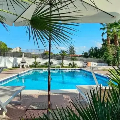 Charming Villa Enza Countryside