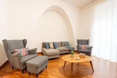 Area soggiorno di Casa degli Artisti, a spacious apartment in the center