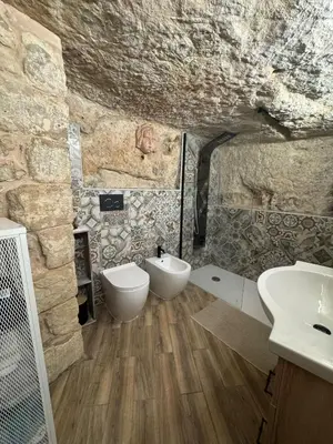 Bagno di La grotta Mutycense