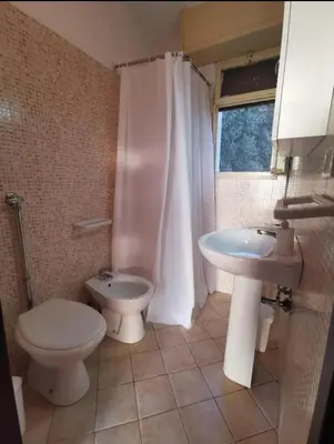 Bagno di Villetta Tea immersa nel verde