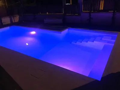 Piscina di Villa Henry 2 - Relaxing Retreat o nelle vicinanze