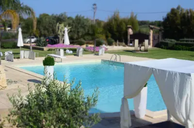 Piscina di Mythos Holidays & Events o nelle vicinanze