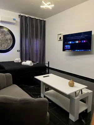TV o dispositivi per l'intrattenimento presso Syràkousai Prestige