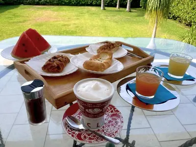 Colazione disponibile per gli ospiti di Salacia rooms