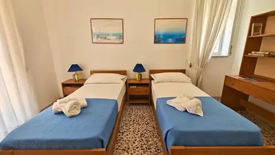 Letto o letti in una camera di Aura Lucis, Elegant apt for 8, parking, Wi-Fi