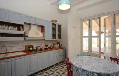 Cucina o angolo cottura di Stunning Home In Marzamemi With Wifi