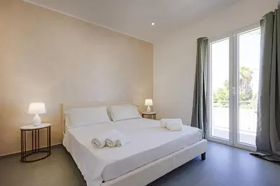 Letto o letti in una camera di Villa Almarè Private Pool 4 En Suite Rooms 250m Beach